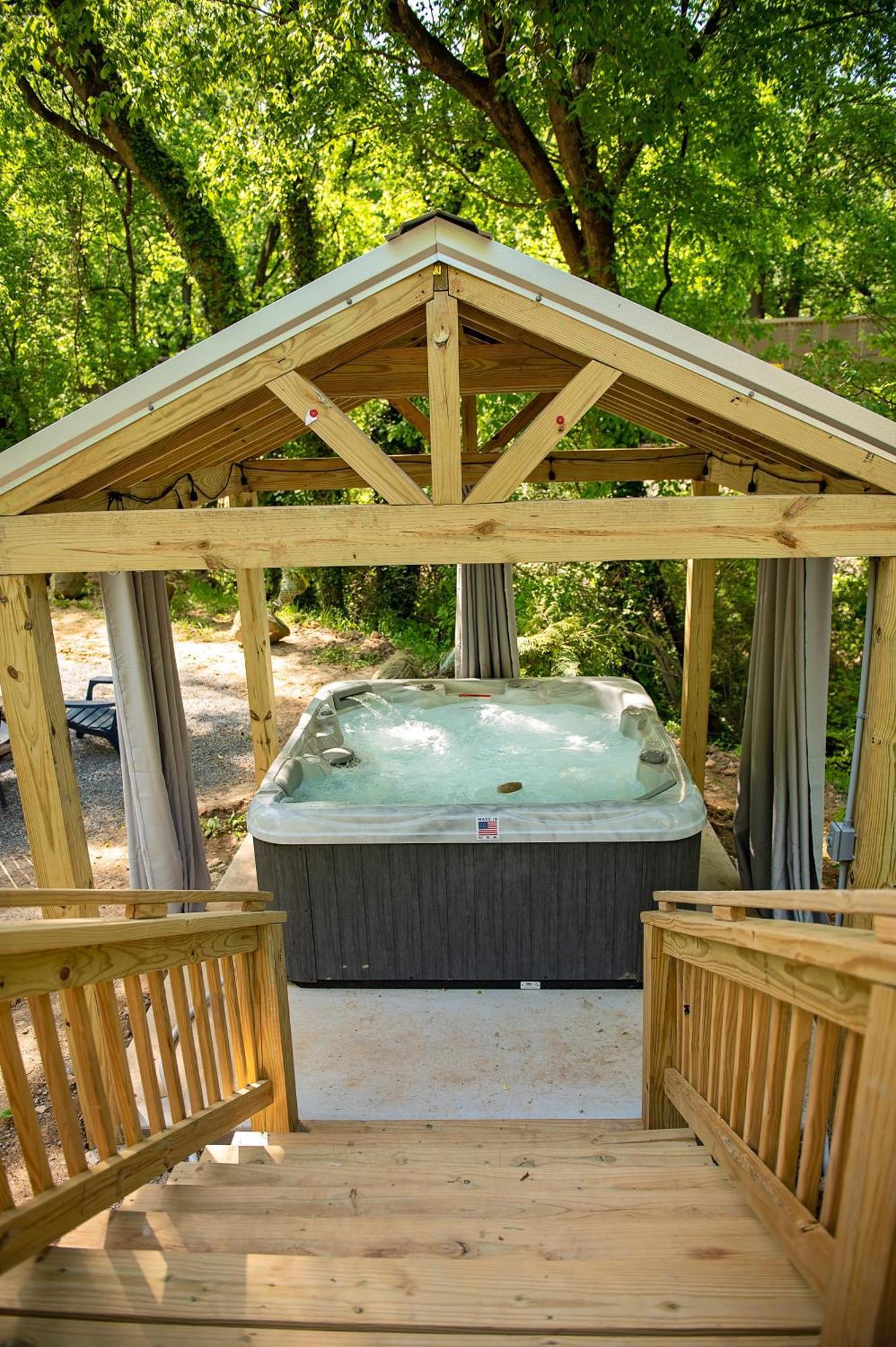 Meg Cabin Tiny Rustic Comfort On Lookout Mtn Chattanooga Buitenkant foto